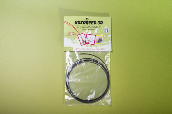Le lot de 10 fils de 2 M en Roseau "ROSOREED"